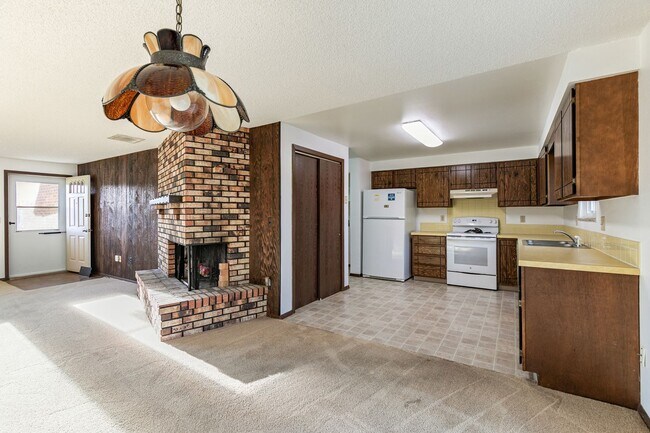 Building Photo - 1417 Fleta Ct