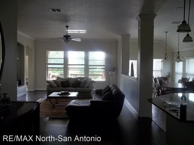 Building Photo - 4 br, 3 bath House - 3602 Galveston Trail