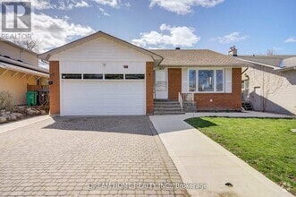 Building Photo - 1323 Shamir Crescent