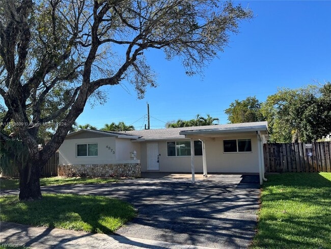 Foto del edificio - 4 br, 2.5 bath House - 4973 SW 91st Ter
