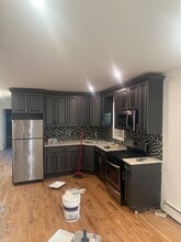 Building Photo - 28 Clinton Ave