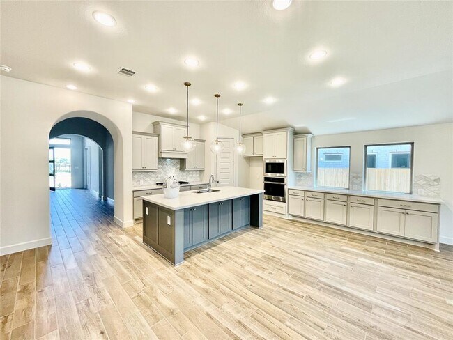 Building Photo - 2711 Tanager Trace