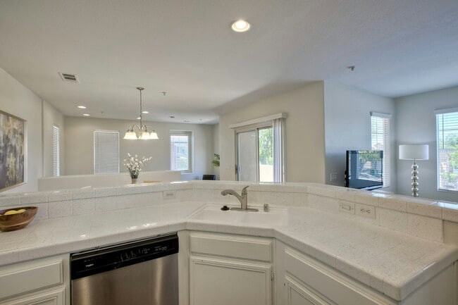 Foto del edificio - 33657 Emerson Way