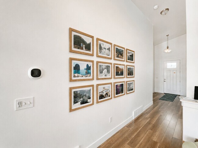 Foto del edificio - 26 N 350 E St