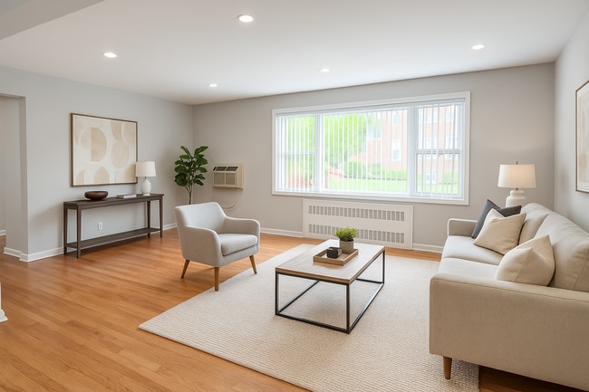 Building Photo - The Parc at Summit