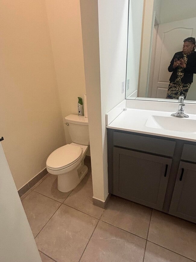 Foto del edificio - 8010 NW Greenbank Cir