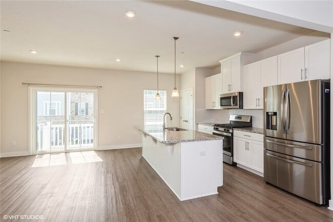 Photo - 4806 Spruce Rd Townhome