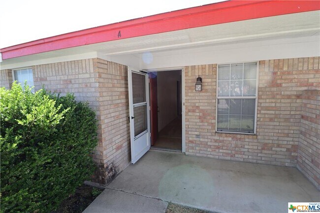Building Photo - 1705 Windward Dr