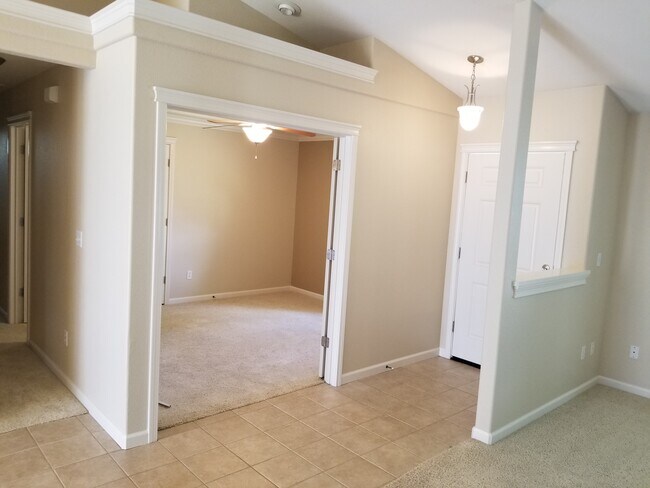 Building Photo - 4057 Saffron Way