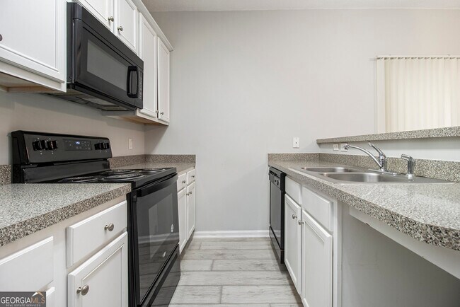 Building Photo - 1509 Bayrose Cir