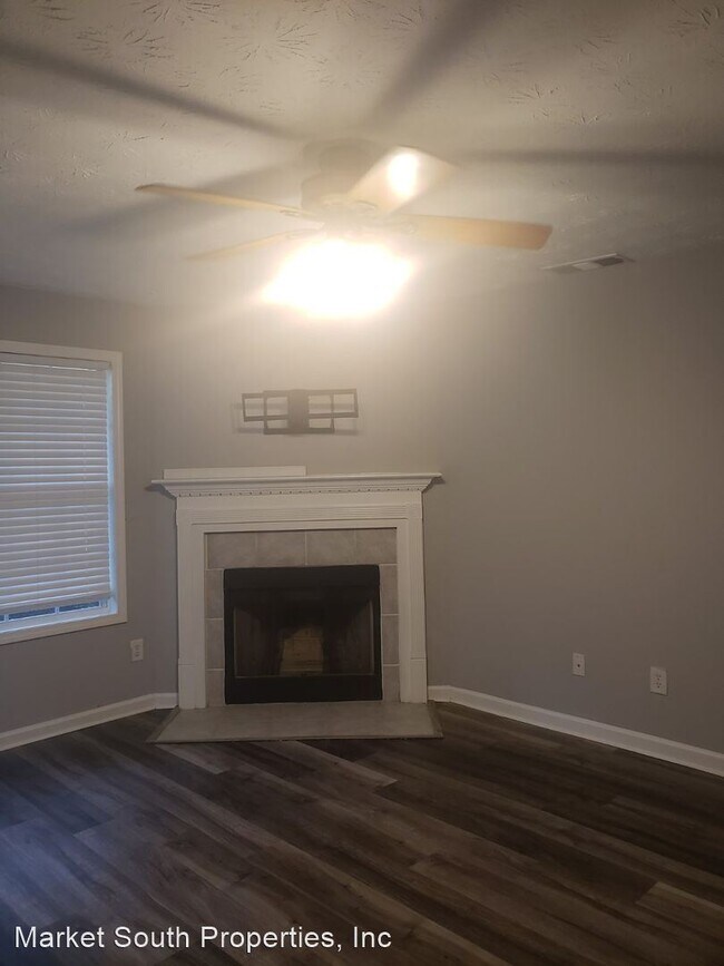 Building Photo - 4 br, 2.5 bath House - 213 ABBY COURT