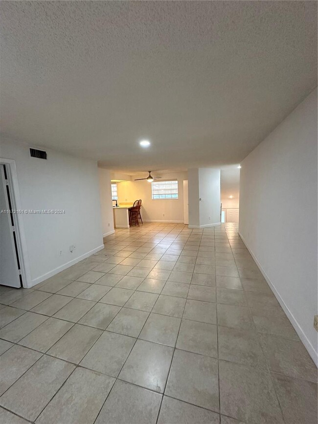 Foto del edificio - 2640 SE 19th Ct