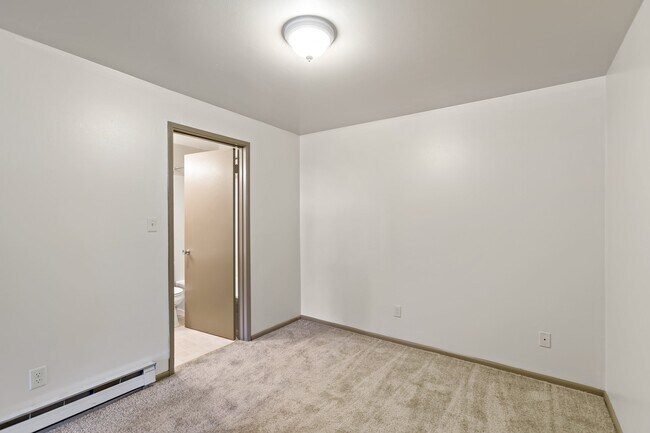 Foto del edificio - 5625 15th Ave NE