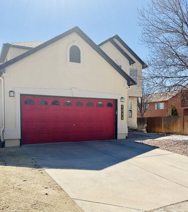 "Spacious 3-Bed with bonus room Sanctuary with 2.5 Baths in Fountain, CO – Your Serene Retreat Aw... - "Spacious 3-Bed with bonus room Sanctuary with 2.5 Baths in Fountain, CO – Your Serene Retreat Aw...