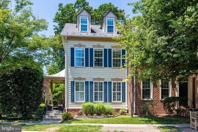 Front of house. Storm Door and smart locks - 1236 Vintage Pl