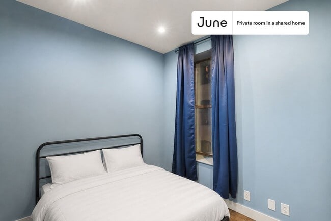 Building Photo - Room in Shared 4 bed/2 bath home in West Harlem