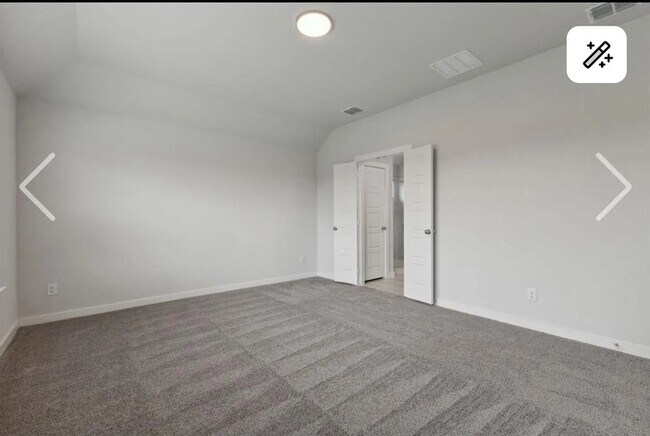 Foto del edificio - 361 Silver Spgs Ln