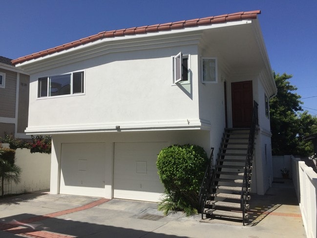 Building Photo - 117 N Lucia Ave