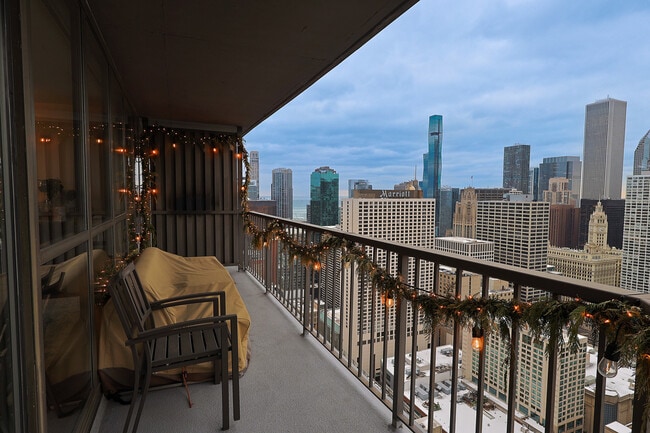 Foto del edificio - 10 E Ontario St