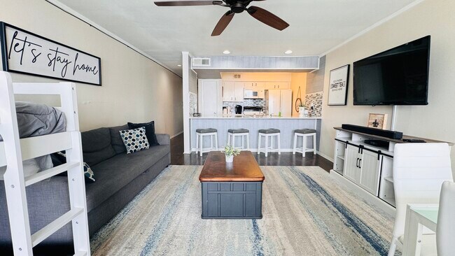 Building Photo - 12600 Melville Dr