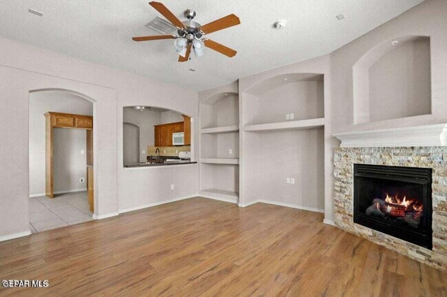 Building Photo - 656 Paseo Sereno Dr