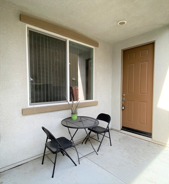 Foto del edificio - 32406 Whispering Glen Trail