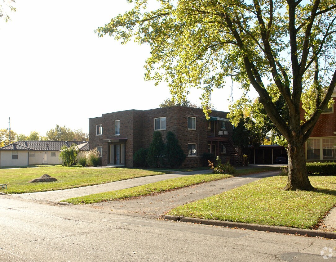 Building Photo - 1849 Langham Rd
