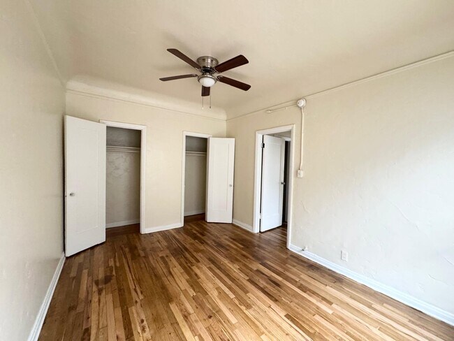 Foto del edificio - 1154 Normandie Ave