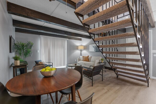 Foto del edificio - Courtship Village