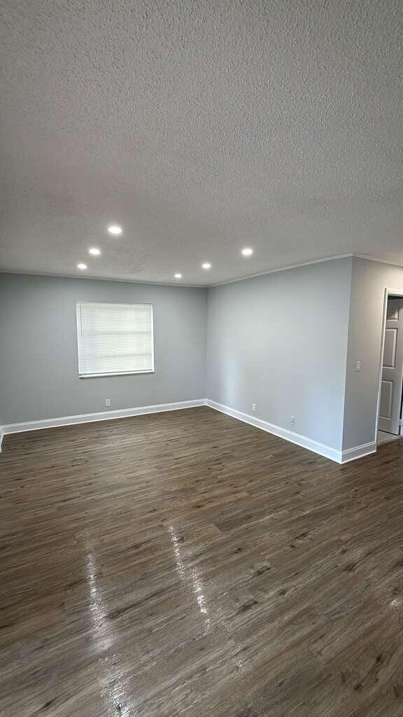 Foto del edificio - 1025 S L St