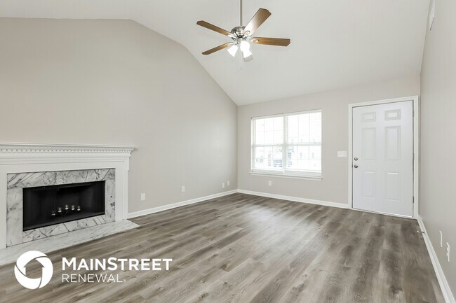 Building Photo - 703 Lou Gehrig Cir