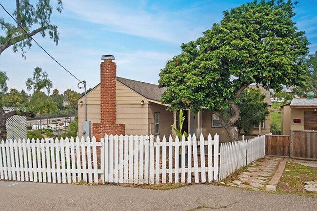 Foto del edificio - 5061 Keeney St