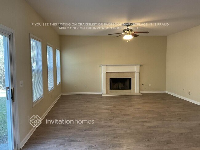 Foto del edificio - 2420 Brighton Ct