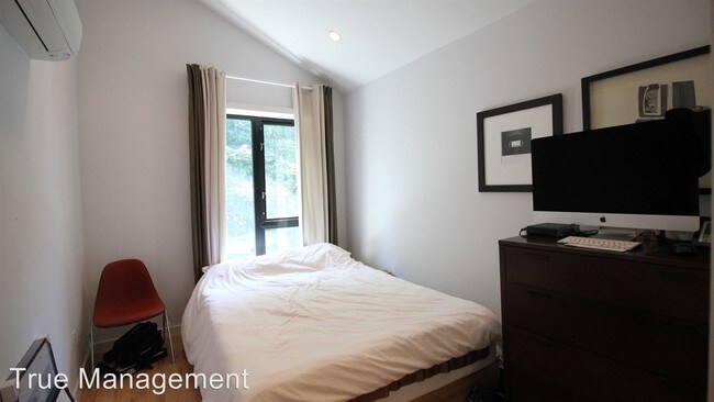 Building Photo - 2 br, 2 bath Apartment - 132 Jefferson Avenue