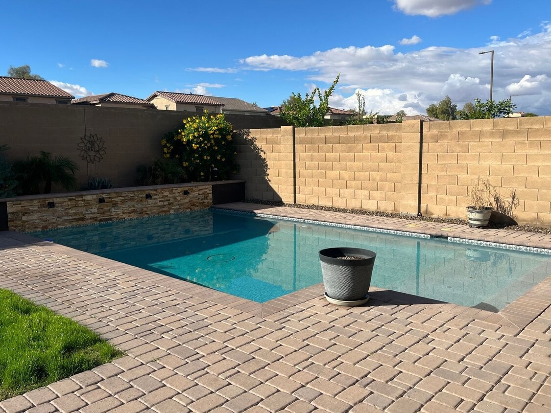 Foto principal - 17430 N 184th Ln