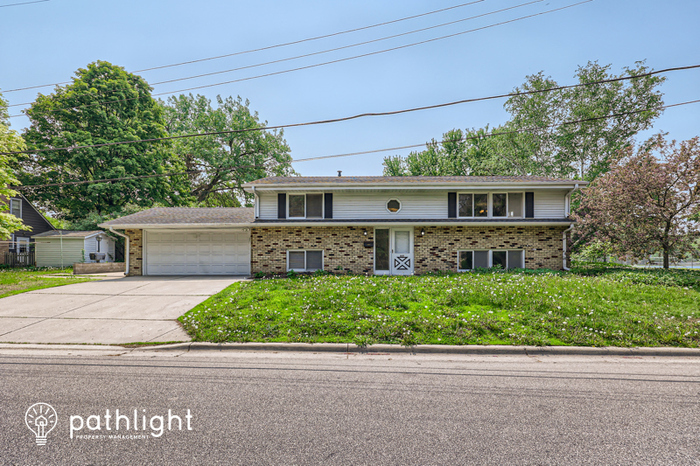 Primary Photo - 6431 Phoenix Street, Golden Valley, MN, 55427