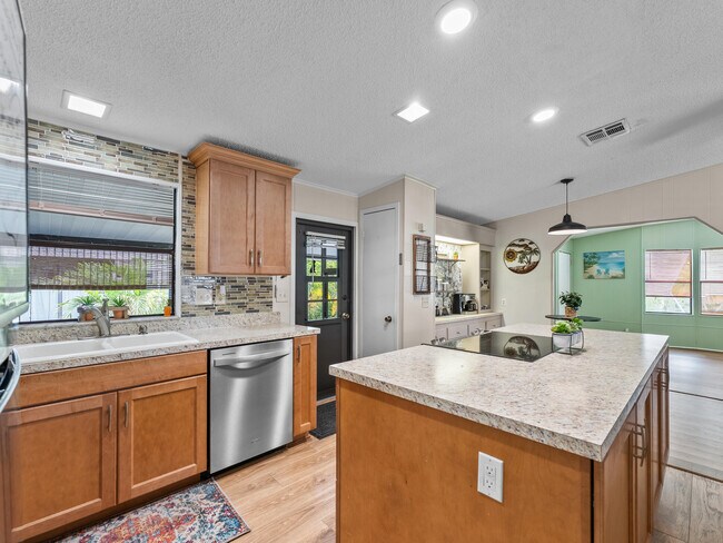 Foto del edificio - 2855 SW Monarch Trail