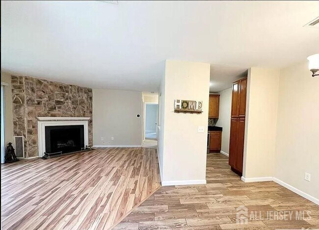 Foto del edificio - 2313 Bayhead Dr