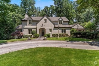 Building Photo - 3825 Peachtree Dunwoody Rd