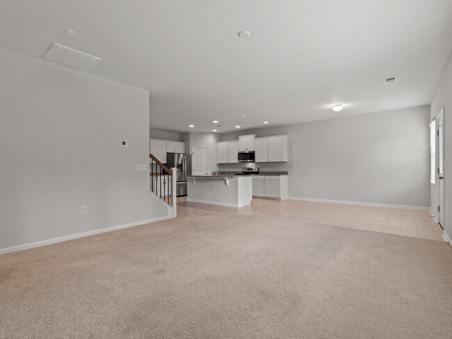 Building Photo - 3076 Ellesmere Cir