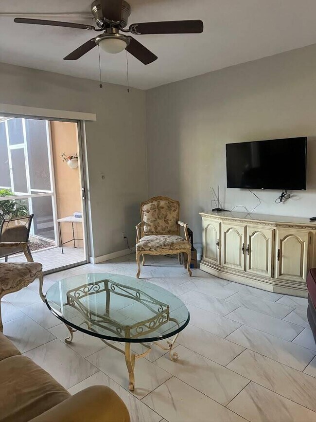 Foto del edificio - 1510 SE 15th St