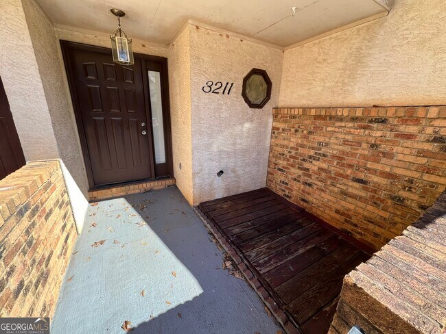 Building Photo - 3211 Salem Cove Way SE
