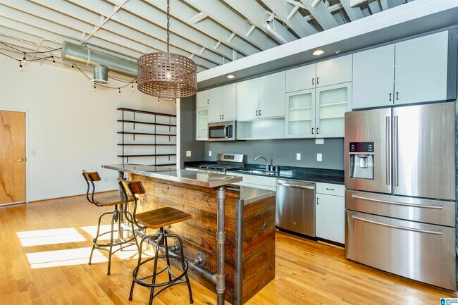 Foto del edificio - 2412 2nd Ave N