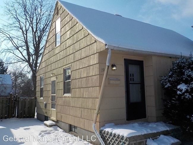 Building Photo - 3909 Zimmerman St