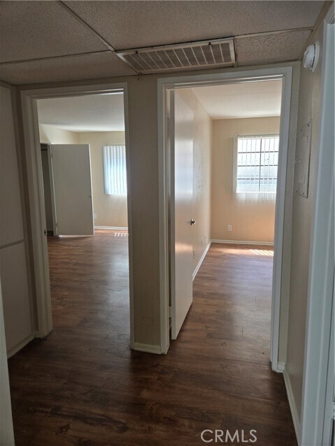 Foto del edificio - 618 W Dryden St
