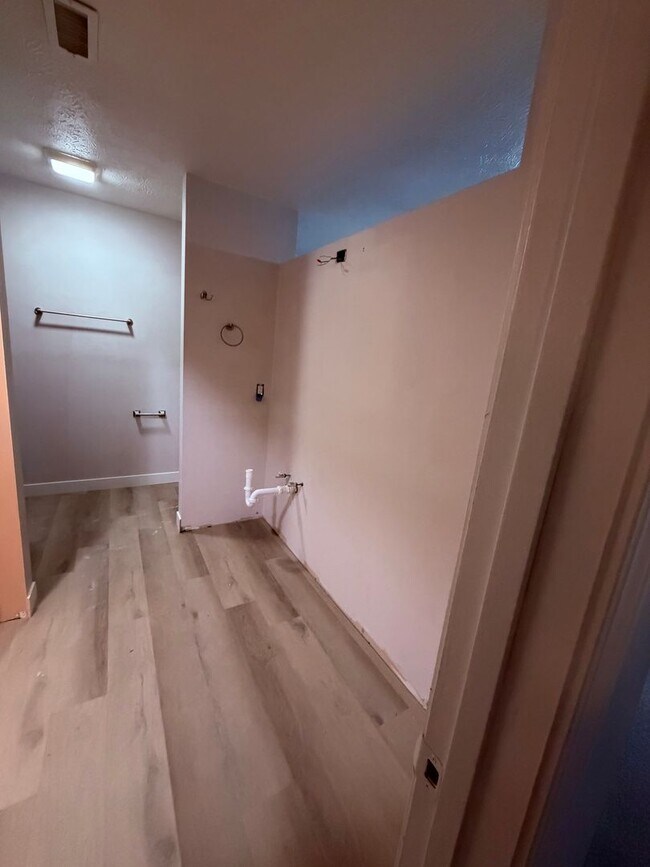 Foto del edificio - 1078 Barcelona Dr