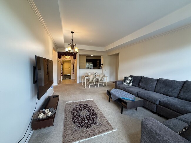 Building Photo - Two-Bedroom Condo in the Summit at Shiloh!