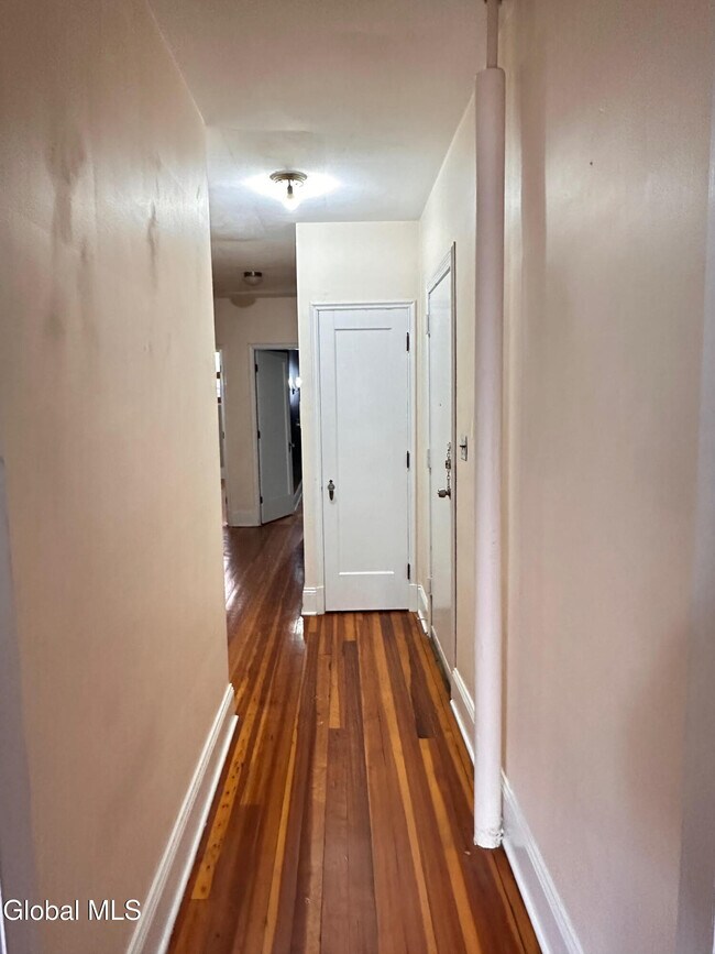 Foto del edificio - 15 2nd St