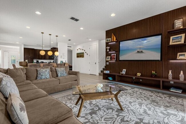 Building Photo - 371 Pendant Ct