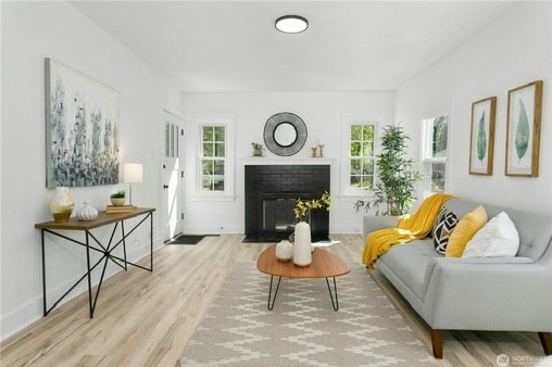 Building Photo - 213 S 45th St
